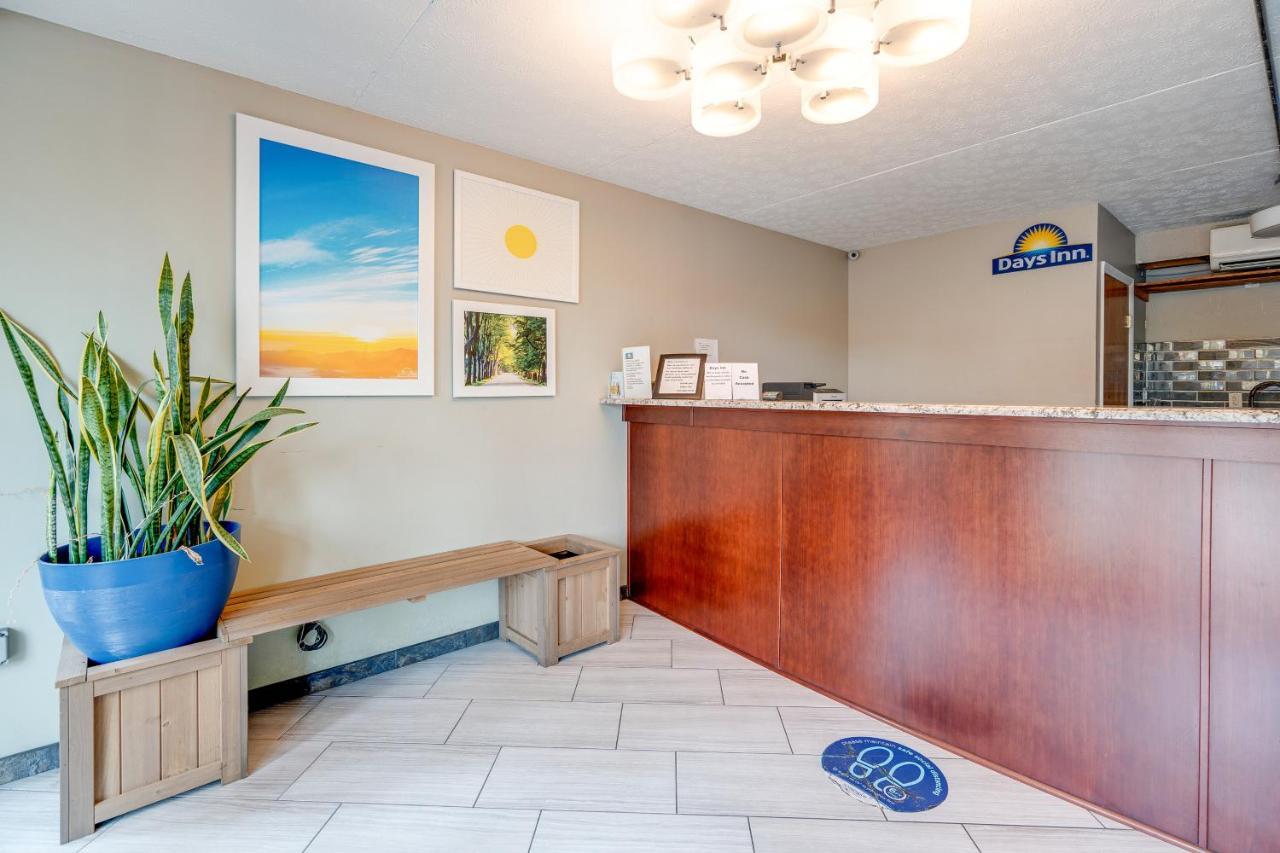 Days Inn By Wyndham Nashville Saint Thomas West Hospital Eksteriør billede