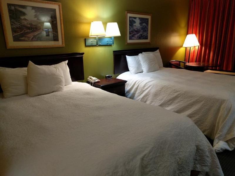 Days Inn By Wyndham Nashville Saint Thomas West Hospital Eksteriør billede