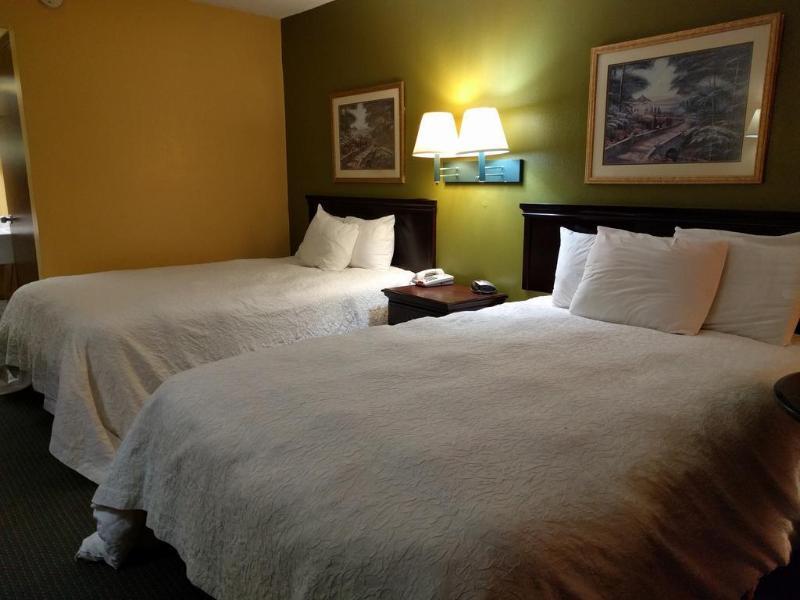 Days Inn By Wyndham Nashville Saint Thomas West Hospital Eksteriør billede